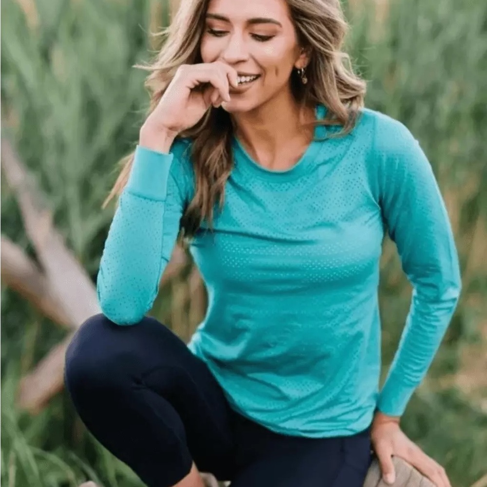 Zyia Chill Long Sleeve Shirt